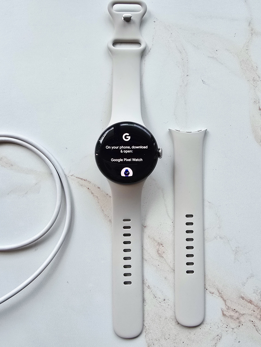 Google Pixel Watch 2 Silver With Porcelain Active Band